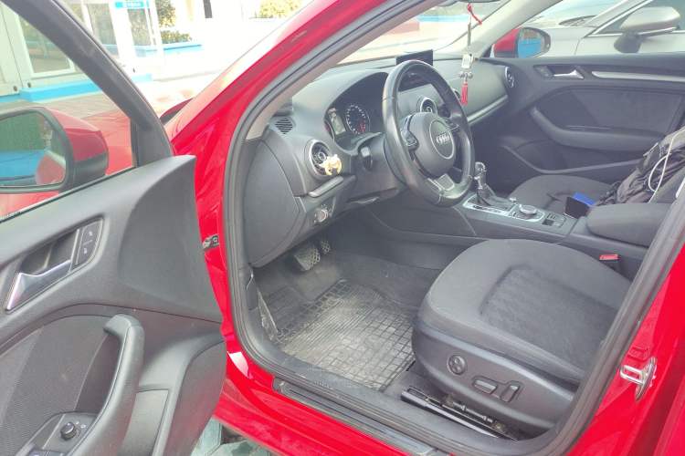 Used Audi A3 2016 Limousine 35 TFSI Prestige Edition
