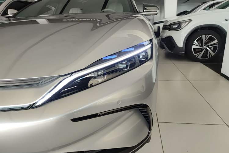 Used BYD Han 2025 EV 605KM Prestige Model
