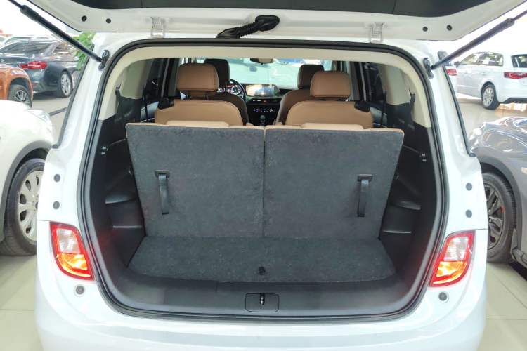 Used Buick GL6 2021 323T Mild Hybrid Connect Luxury Model
