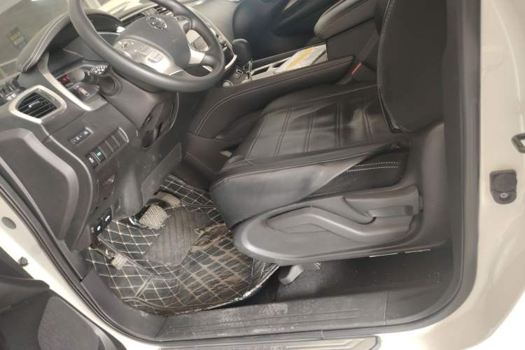 Used Nissan Murano 2021 2.5L XE Two-Wheel Drive Elite Edition
