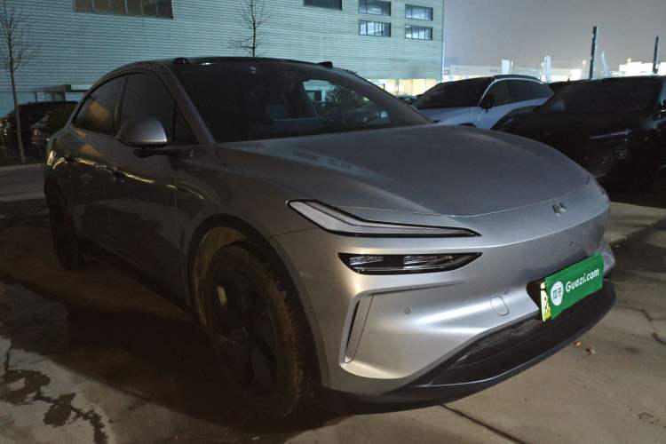 Used ONVO L60 2024 60 kWh Rear-Drive Version
