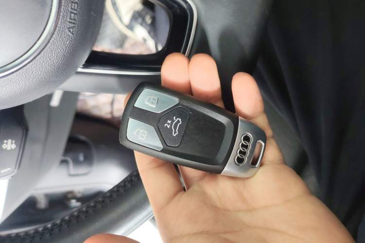 Used Audi A4L 2020 40 TFSI Fashion Dynamic Model
