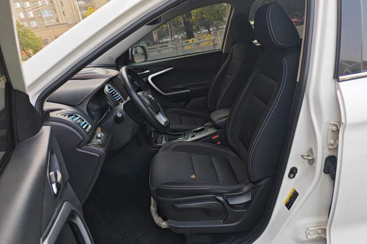 Used HYOSOW S6 2017 1.5T CVT Enjoy Edition
