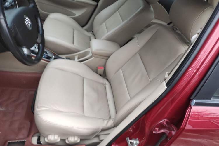 Used Buick Excelle 2013 1.5L Automatic Luxury Model
