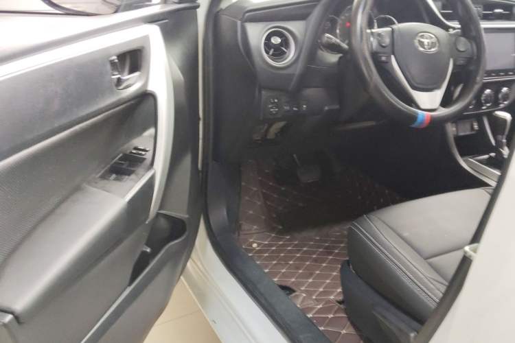 Used Toyota Levin 2017 Revised 185T CVT Elite Edition China V Standard
