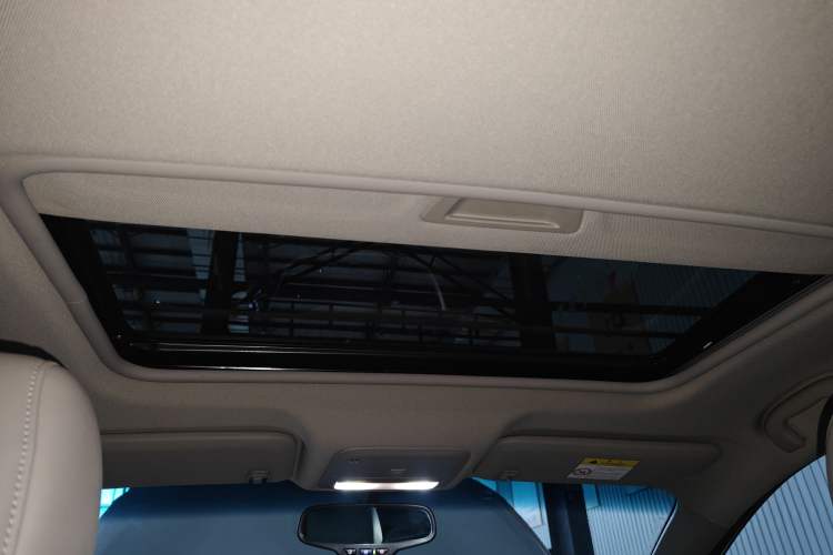 Used Buick GT 2019 15T Dual-Clutch Connected Elite Model China VI
