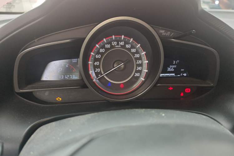 Used Mazda Mazda 3 Axela 2016 Hatchback 1.5L Automatic Luxury Model