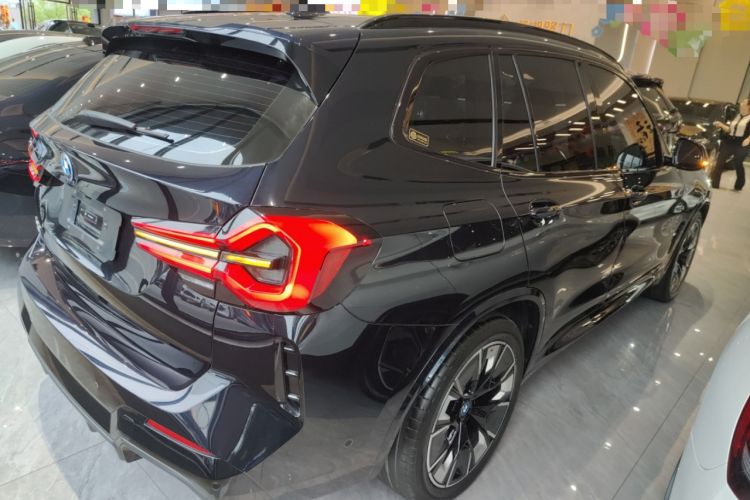 Used BMW iX3 2024 Leading Type
