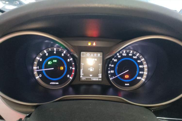 Used Changan Eado 2019 High-Energy Edition 1.6L GDI Manual Pioneer Model China VI Standard
