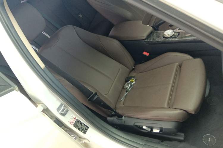 Used BMW 3 Series 2018 318i