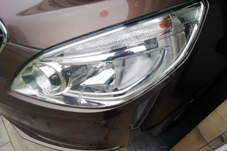 Used Buick GL8 2018 28T Luxury Model China VI Standard
