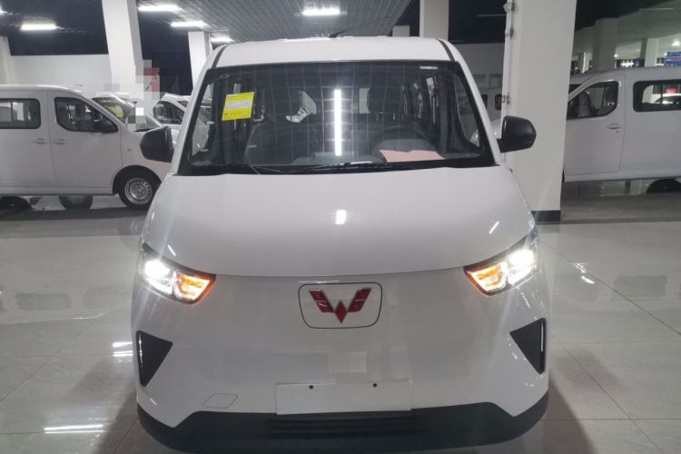 Used Wuling Yangguang 
