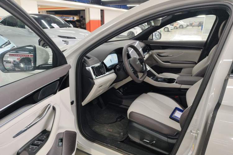 Used BYD Song PLUS New Energy 2025 DM-i Smart Drive 112KM Prestige Model