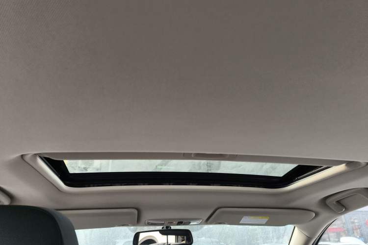 Used Mitsubishi Outlander 2019 2.0L Two-Wheel Drive Comfort Edition 5 Seats China V Standard
