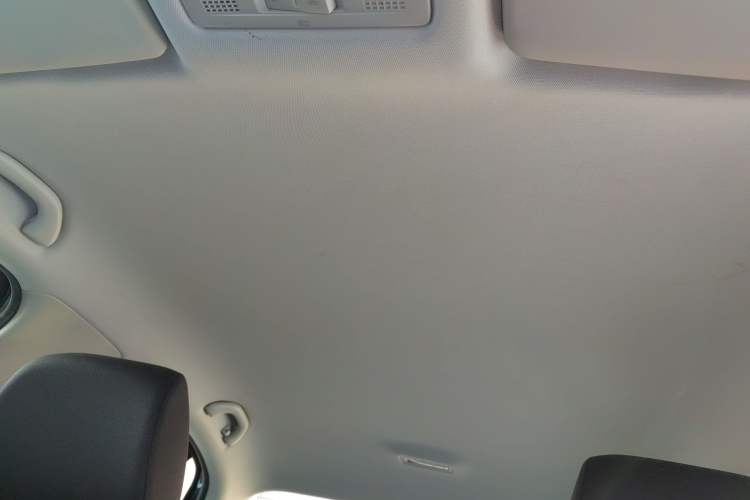 Used Volkswagen Bora 2014 1.6L Manual Fashion Edition
