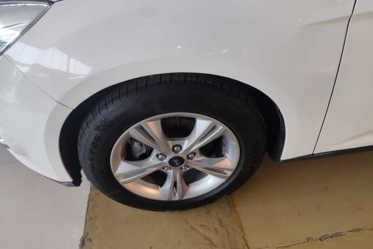 Used Ford Focus 2012 Hatchback 1.6L Automatic Fashion Edition
