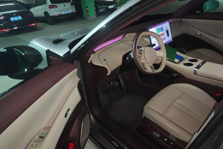 Used  YU7 2025 Ultra-Long Range High-Performance All-Wheel-Drive Max Edition