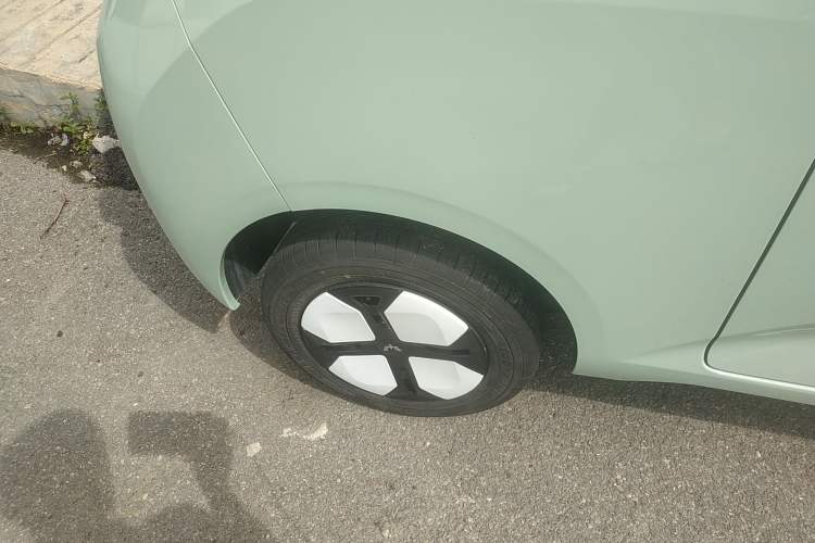 Used Wuling Hongguang MINIEV 2024 3rd Generation 215km Advanced Version
