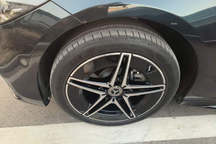 Used Mercedes-Benz C-Class 2023 Restyled C 260 L Night Edition Sports Version
