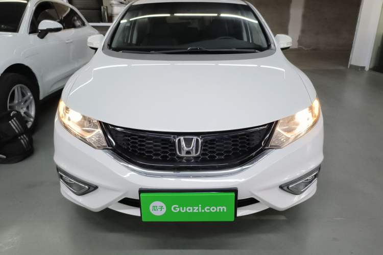 Used Honda Jade 2014 1.8L Automatic Comfort Elite Version 5 Seats
