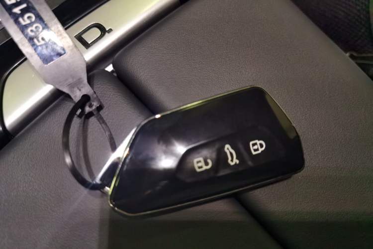 Used Volkswagen ID.7 VIZZION 2024 AIR model
