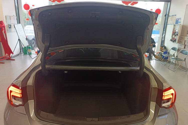 Used Buick Regal 2024 25T Deluxe Edition