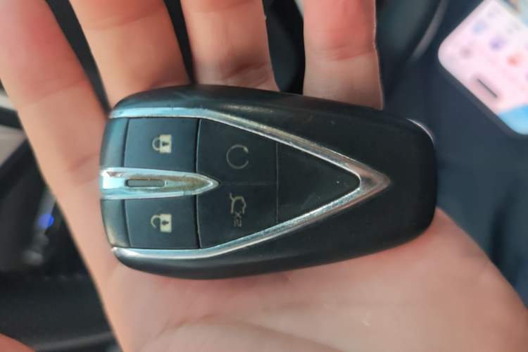 Used Oshan X7 PLUS 2022 1.5T Blue Whale Edition Automatic Smart Luxury 7-Seater
