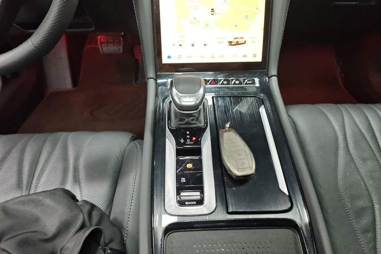 Used Hongqi H5 2023 2.0T Automatic Smart Connect Flagship Edition
