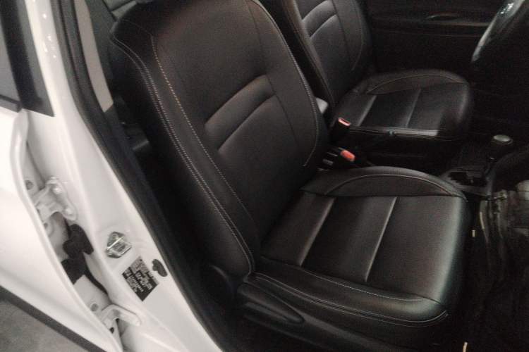 Used Toyota YARiS L 2020 X-Trail X 1.5L CVT Leading Edition
