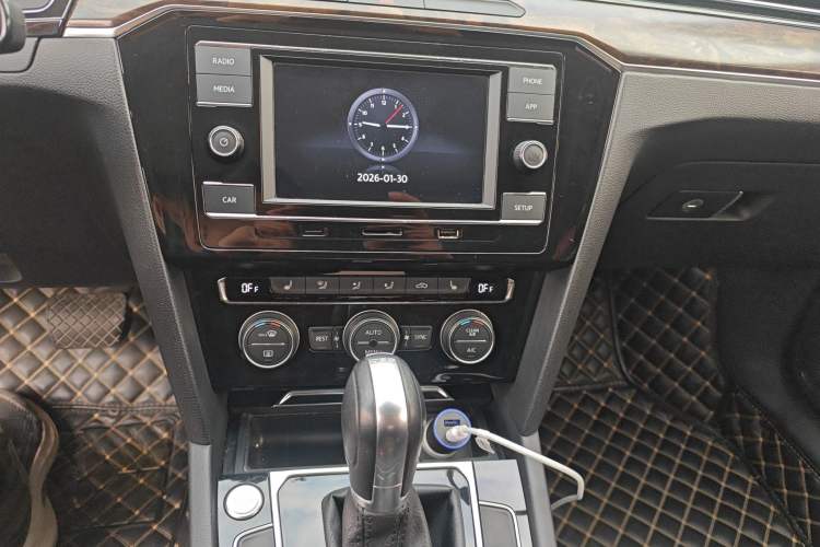 Used Volkswagen Magotan 2018 330TSI DSG Luxury Model
