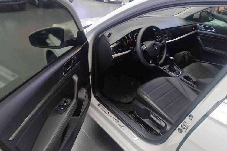 Used Volkswagen Lavida 2018 1.5L Automatic Comfort Edition China V Standard
