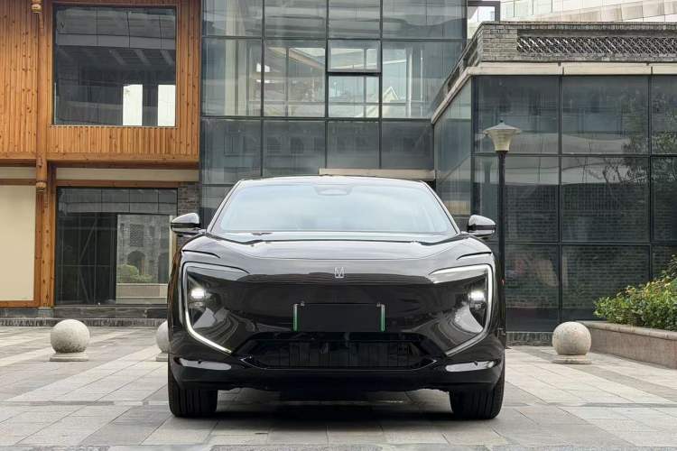 Used  07 2024 Pro+ All-Electric Version
