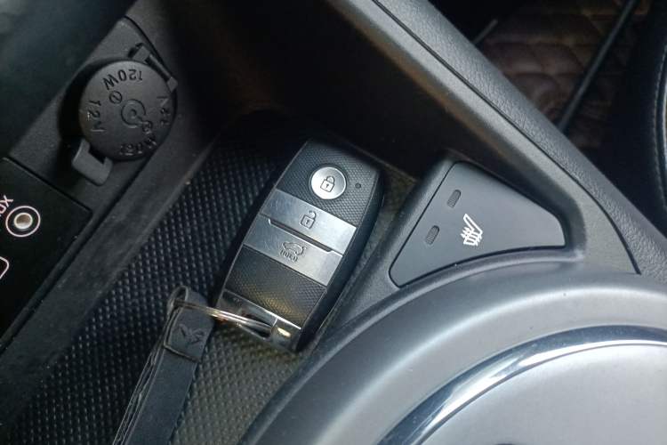 Used Kia Sportage R 2016 2.0L Automatic Two-Wheel Drive DLX
