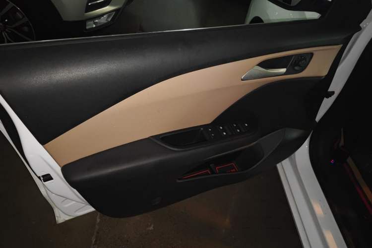 Used Chevrolet Monza 2022 320 Automatic Enjoyment Sunroof Version
