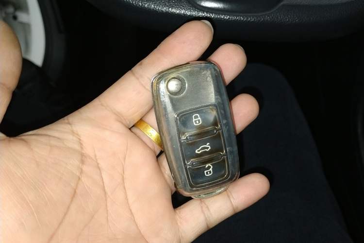 Used Volkswagen Santana 2015 Haval H6 1.6L Automatic Comfort Model
