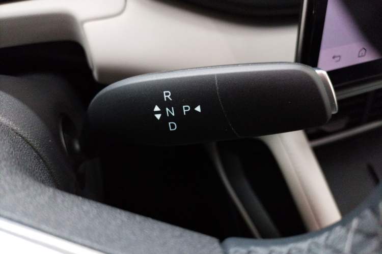 Used BYD Yuan UP 2025 Intelligent Driving Version 401 km Leading Edition
