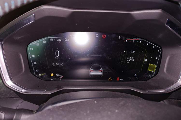 Used Lynk & Co 05 2020 2.0TD Two-Wheel Drive Shine Halo