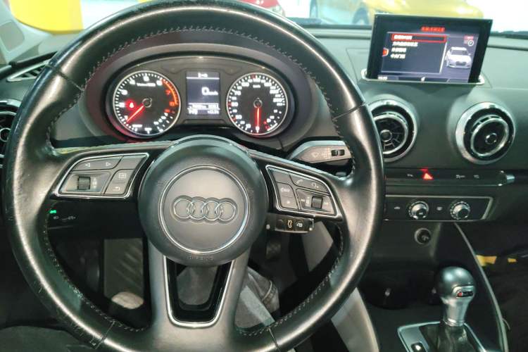 Used Audi A3 2018 30th Anniversary Edition Sportback 35 TFSI Fashion Model
