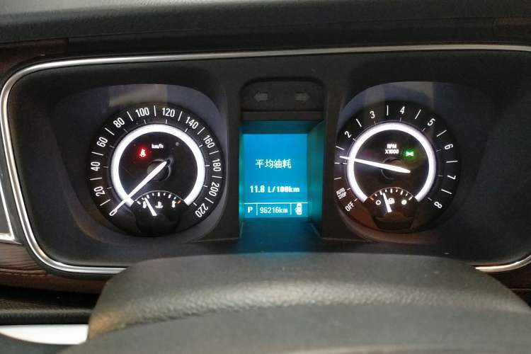 Used Buick GL8 2018 28T Comfort Model China VI Standard