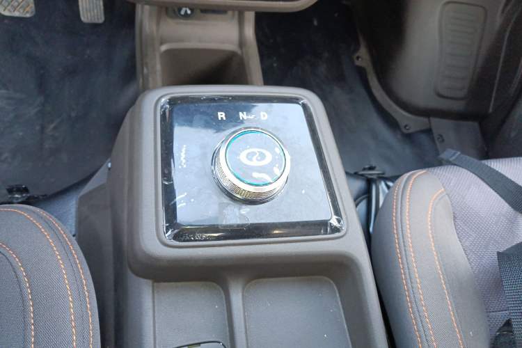 Used Ruichi EC71 2024 EC71L Cargo Pioneer I Model 41.85 kWh
