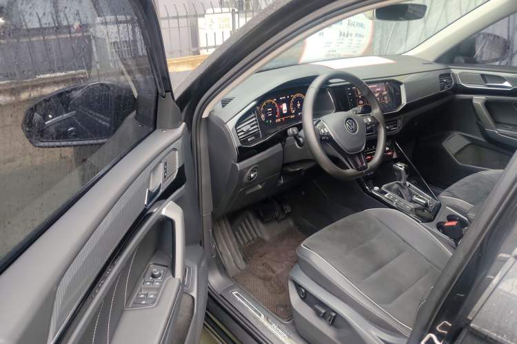 Used Volkswagen Tayron 2020 330TSI Two-Wheel Drive Luxury Connected Pro Edition
