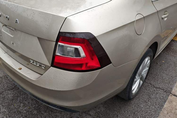 Used Skoda Rapid 2019 1.5L Automatic Comfort Edition China V Standard