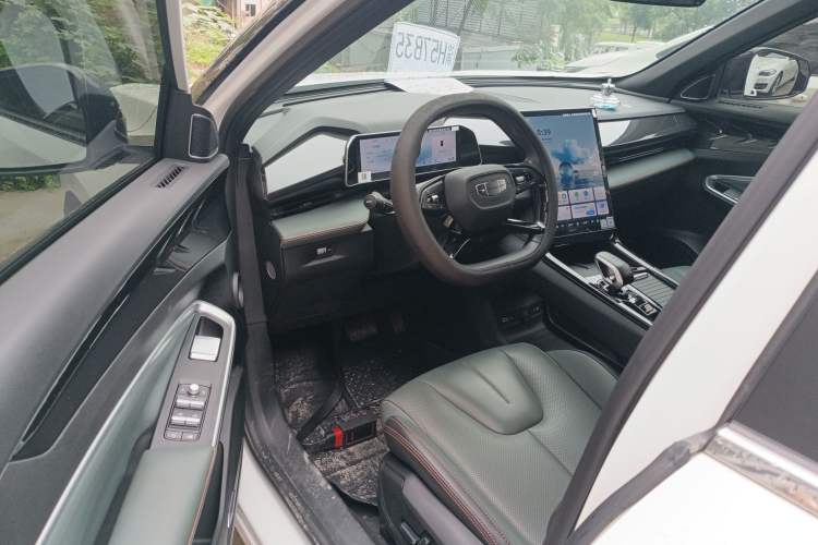 Used Geely Auto Emgrand X7 Sport 2024 1.5TD Dragon Edition