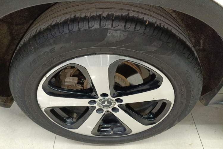 Used Mercedes-Benz GLC 2018 GLC 260 4MATIC Luxury Model