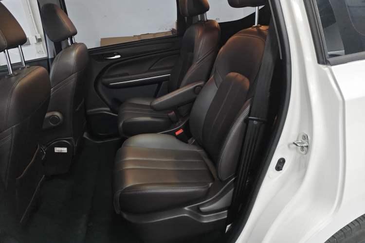 Used GAC Trumpchi M6 2019 270T Automatic Luxury Edition (7-seater) China V Standard