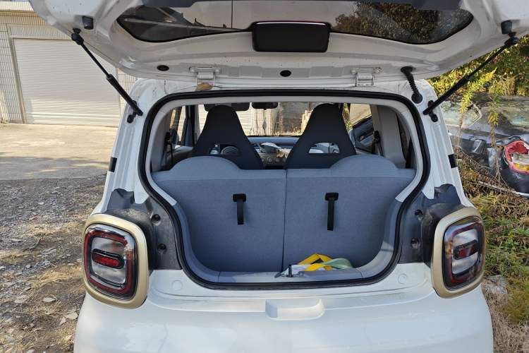 Used Bestune Pony 2025 222km Lightning Horse
