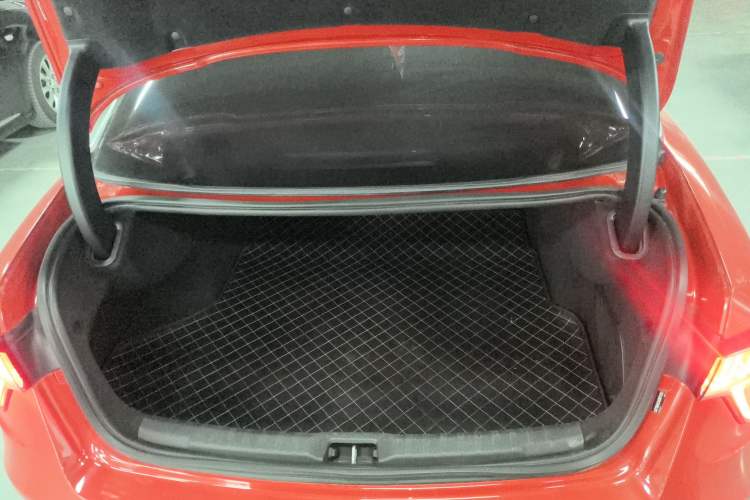 Used Lynk & Co 03 2019 1.5TD DCT JingPro Edition China VI Standard