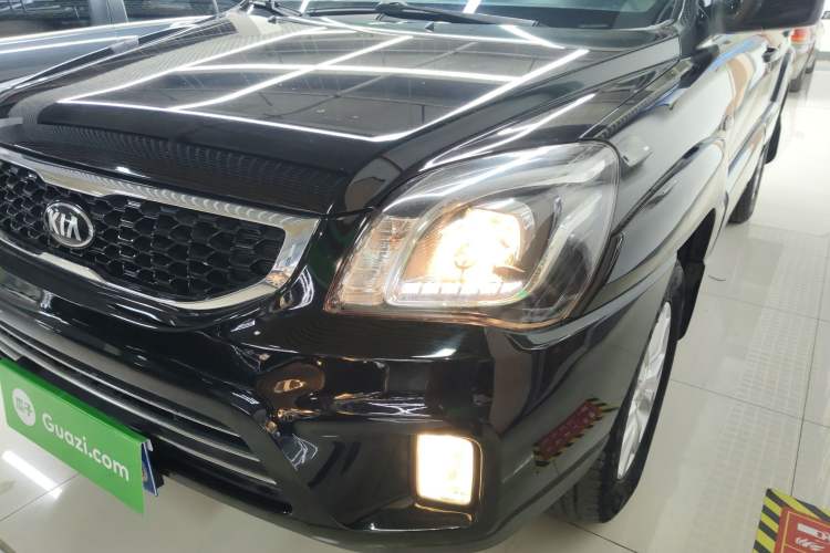 Used Kia Sportage 2013 2.0L Manual Two-Wheel Drive GL Trim