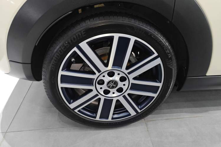 Used  MINI 2019 2.0T COOPER S Artist Five-Door Edition
