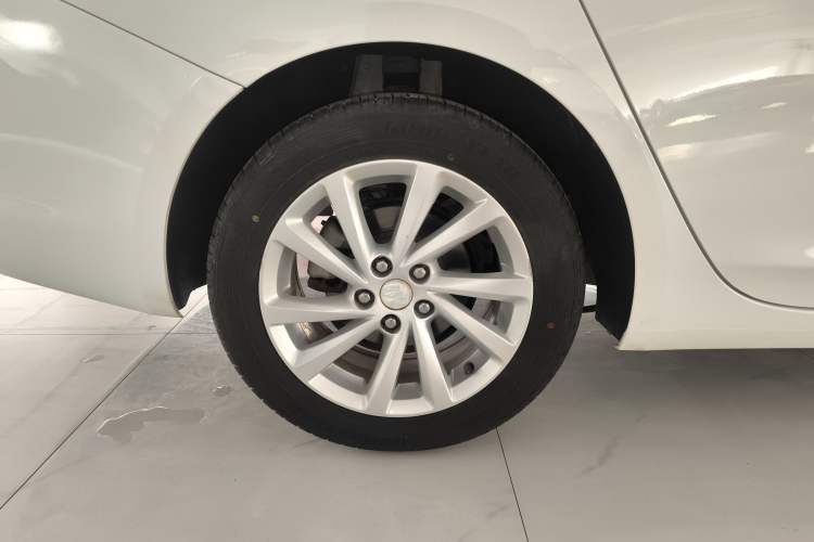 Used Buick Verano 2018 Sedan 15S Automatic Leading Model
